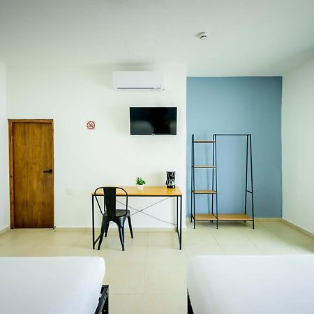 Hotel Paso Del Mar Плая-дель-Кармен Экстерьер фото